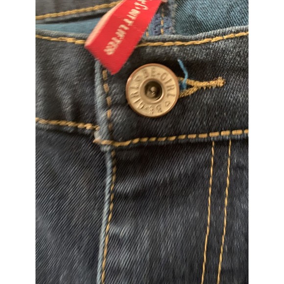 Be Girl Women's Plus Size 16 Blue Capri Jean Shorts Pockets Destroyed Distressed - Picture 4 of 16